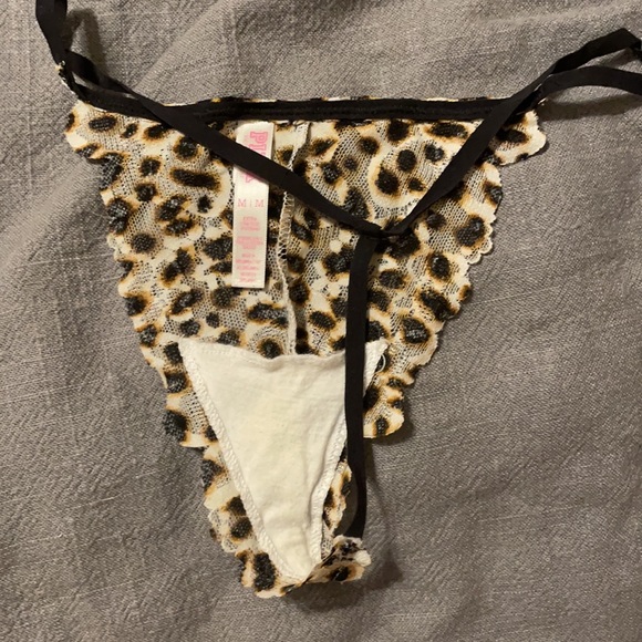 Victoria’s Secret Pink V String Thong Lace Medium - Picture 2 of 3